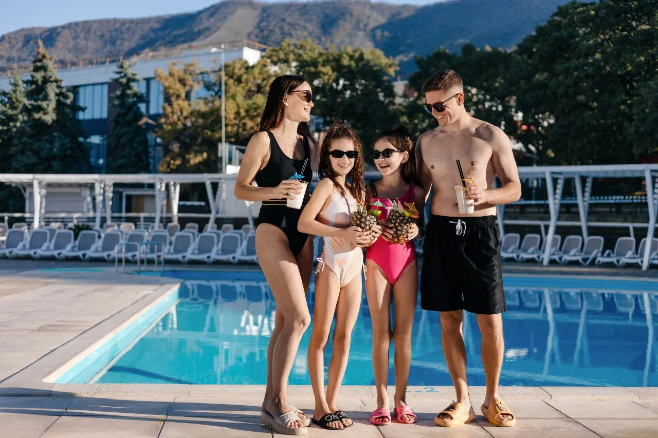 Комплекс открытых бассейнов